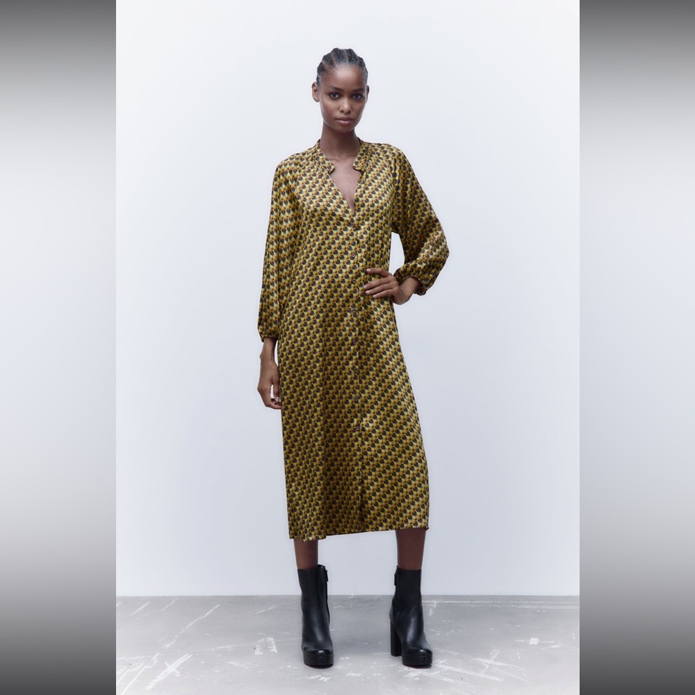 ZARA flowy printed dress size M